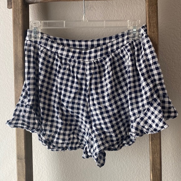 Xhilaration Pants - Plaid fabric shorts - xhiliration size small